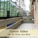 Modern 80qm Flat With Balcony & Free Parking *